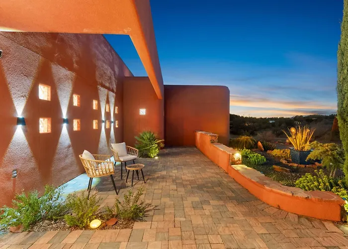 Lux Family Serenity, Hot Tub, King Suites, Trails, Views Holiday home Sedona