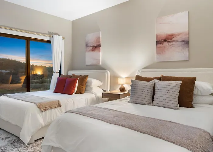 Lux Family Serenity, Hot Tub, King Suites, Trails, Views Sedona